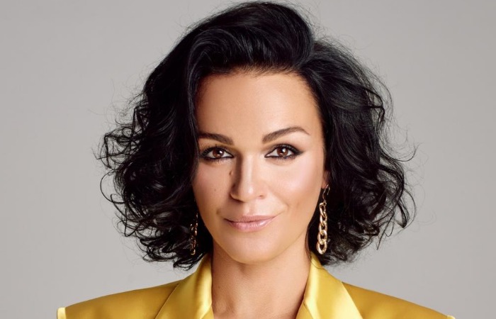 Ушла от престарелого олигарха к молодому любовнику, а теперь лечится от биполярки: Почему певица Слава судилась с ТВ