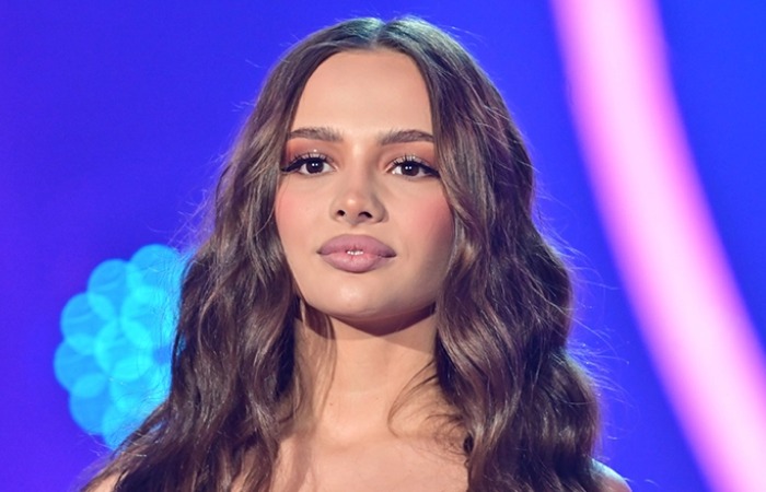 Рассорилась с Долиной, любовничала с Кридом, помолвлена с армянином: Как дочка алкаша Валя Карнавал перекроила себя ради денег