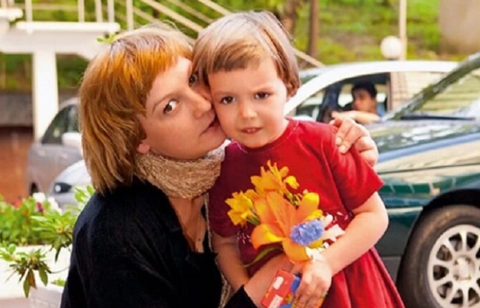 Ксения Качалина с дочкой. Ксения Качалина с дочкой.