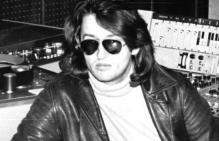 Александр Градский в молодости. Александр Градский в молодости.