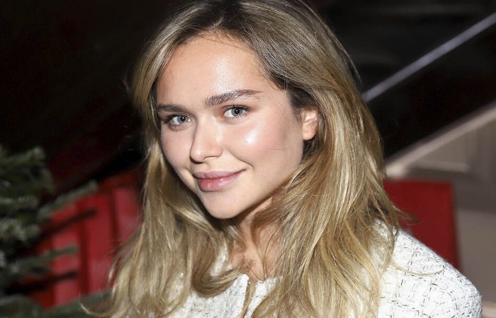 Стефания Маликова.