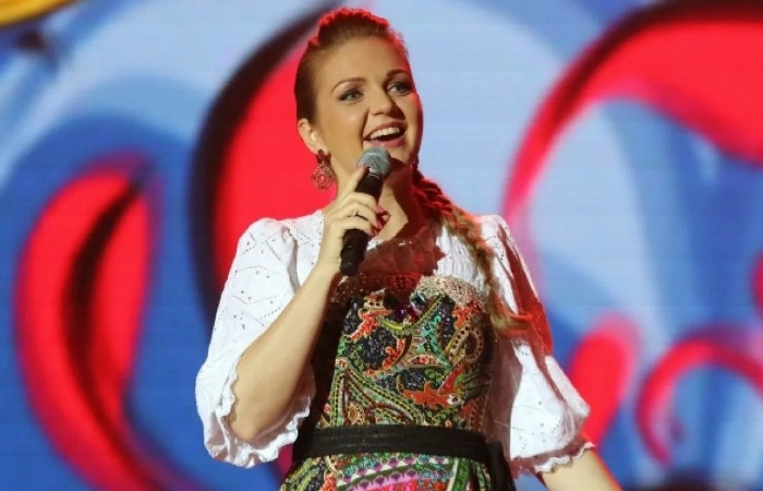 Марина Девятова.