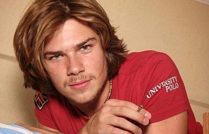 Кирилл Запорожский в молодости. Кирилл Запорожский в молодости.