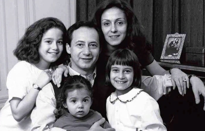 Сати и Владимир Спиваковы с детьми.