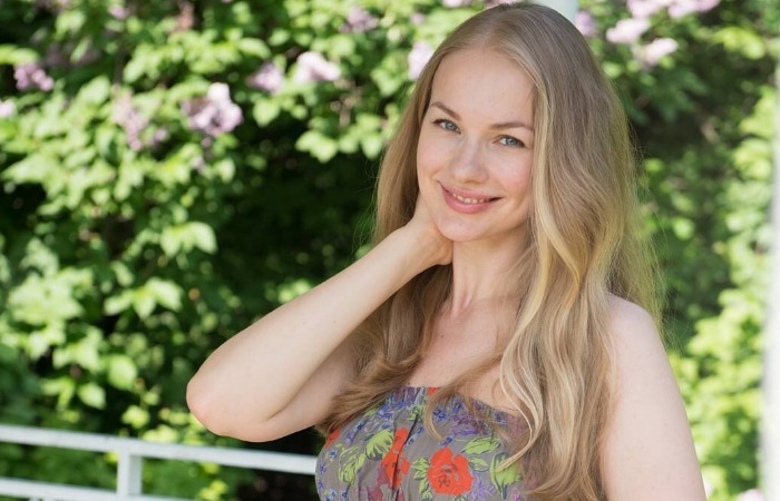 Елена Аросьева в молодости. Елена Аросьева в молодости.