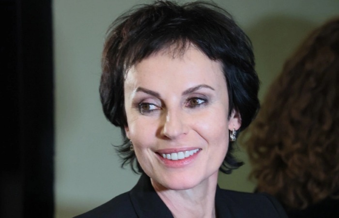 Ирина Апексимова.