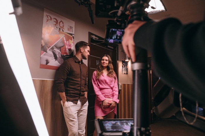 Лиана Гриба на съемках сериала "Постучись в мою дверь"./Фото: vk.com/lianagriba_official