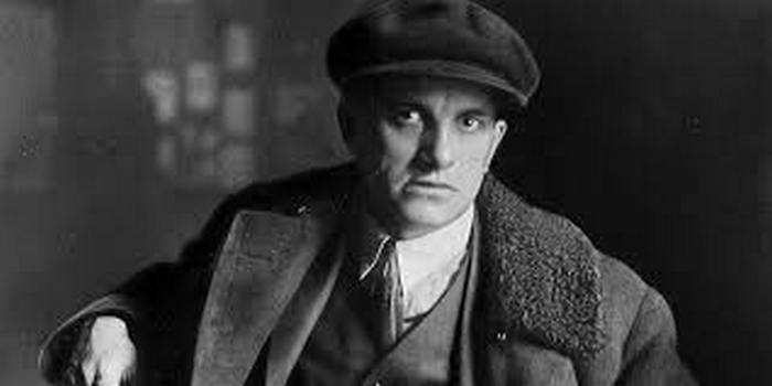 Владимир Маяковский. Фото: https://www.eg.ru