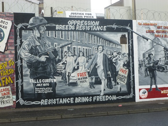 Граффити Белфаста. Памятник недавно закончившейся войны