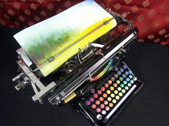 The Chromatic Typewriter - печатная машинка для рисования