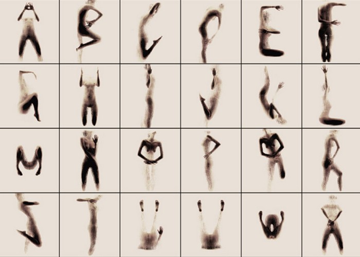Naked Silhouette Alphabet – алфавит обнаженных женских тел