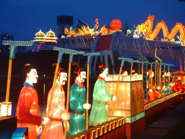Праздник фонарей в Китае