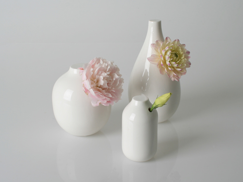 Цветочные вазы из коллекции корейского дизайнера Giha Ву 