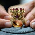 Дрейк купил кольцо Тупака Шакура с бриллиантами и рубинами более чем за 1 млн дол