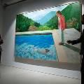 Картину Дэвида Хокни "Портрет художника" продали с аукциона Christie's за рекордные 90,3 миллиона долларов