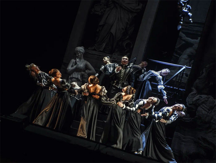Новая нижегородская постановка «Риголетто»