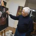 Живописные работы автора приключений солдата Ивана Чонкина покажут в Москве