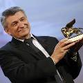 Сокуров, получивший приз «Кинотавра», призвал освободить всех политзаключенных